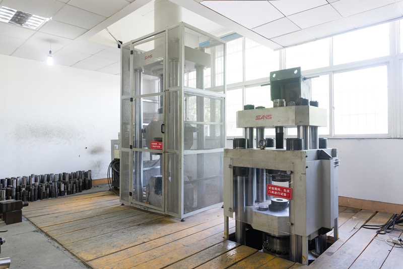 200 टन-इलेक्ट्रो-सर्वो-परीक्षण-मशीन